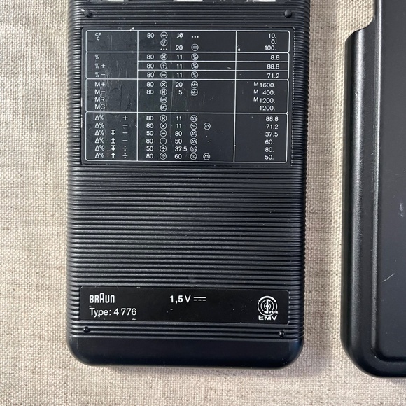 Original 1980s Braun ET66 Calculator - Design inspired the Apple calculator app. - Picture 6 of 7